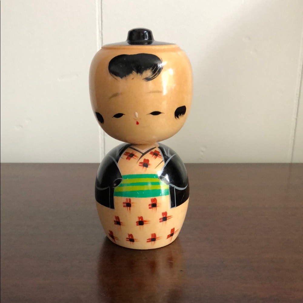 Vintage Wooden Kokeshi Doll Boy/Man - Black and Tan
5”